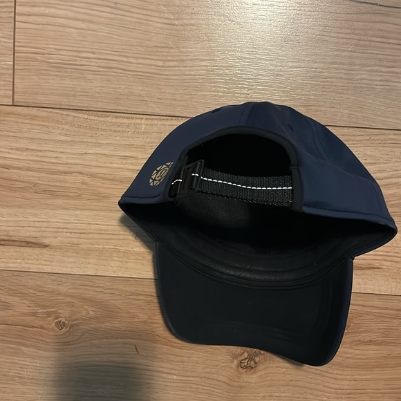 Lululemon ball cap - Picture 2 of 3